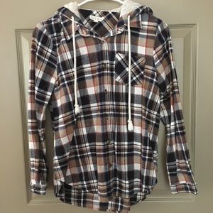 Hem & Thread Hooded Flannel